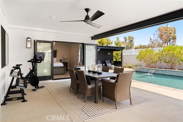 19582 Summer Breeze Lane, Huntington Beach CA: https://media.crmls.org/medias/a9ad5eb1-bdf1-4b61-a008-f570f1835268.jpg