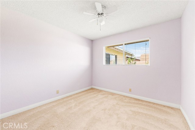 6051 Santa Barbara Avenue, Garden Grove CA: https://media.crmls.org/medias/a9adceb8-aec1-4060-954d-c2b02bedb021.jpg