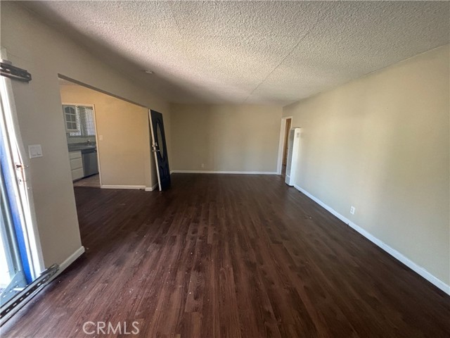 2002 112th Street, Los Angeles, California 90047, 4 Bedrooms Bedrooms, ,1 BathroomBathrooms,Single Family Residence,For Sale,112th,OC24171503