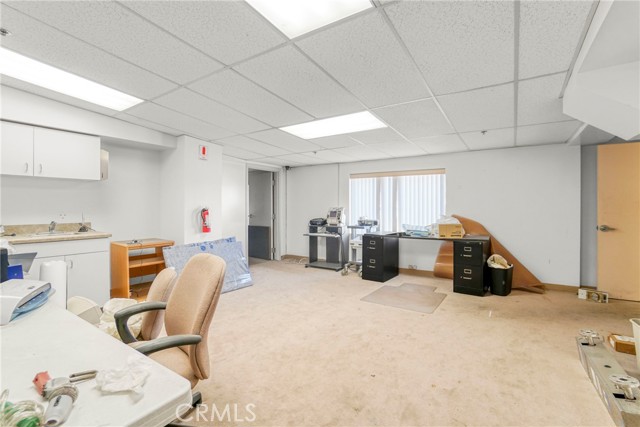 994 South La Brea Avenue, Inglewood, California 90301, ,Commercial Lease,For Rent,994 South La Brea Avenue,CRSB25022780