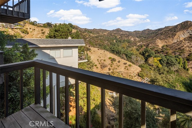 Detail Gallery Image 26 of 60 For 2838 Lambert Dr, Los Angeles,  CA 90068 - 7 Beds | 7 Baths