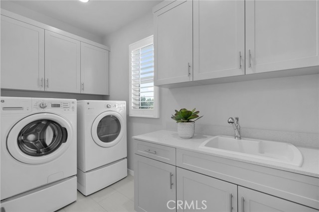 2621 E Clara Lane, Ontario CA: https://media.crmls.org/medias/a9ae0dd9-8f57-417c-99fc-1ad941986c58.jpg