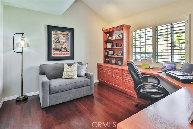 Downstairs office or Bedroom with Custom Built in Desk
