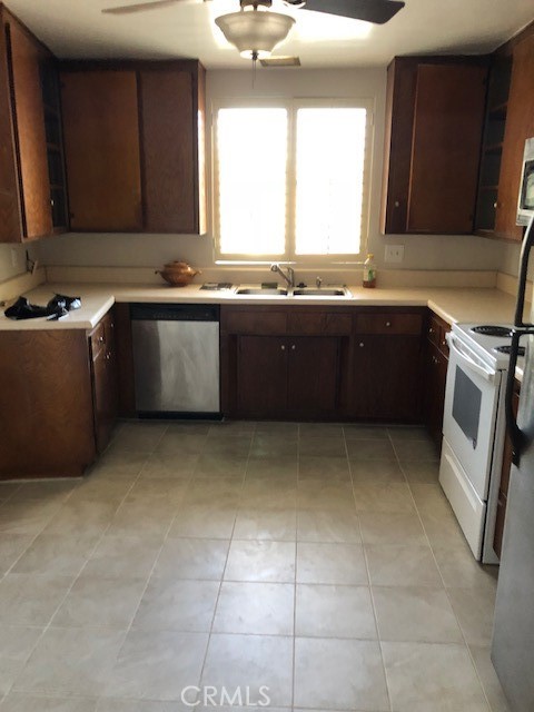 1054 E 2nd Street #101, Long Beach, CA, 90802 1054 E 2nd Street #101, Long Beach, CA, 90802