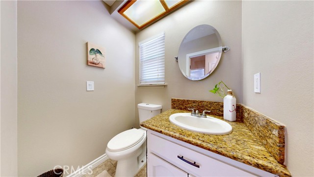 15460 Mandan Road, Apple Valley CA: https://media.crmls.org/medias/a9af3843-f92a-44a9-a6b3-01a8b638f138.jpg