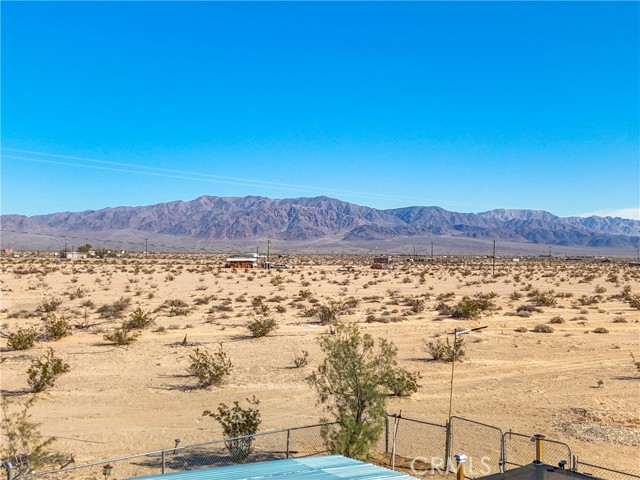 Detail Gallery Image 34 of 58 For 81412 Picadilly Rd, Twentynine Palms,  CA 92277 - 2 Beds | 1 Baths