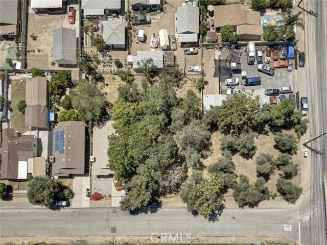 5 Grand, Lake Elsinore CA: https://media.crmls.org/medias/a9afb91c-d25f-405e-905f-551b53dd95aa.jpg