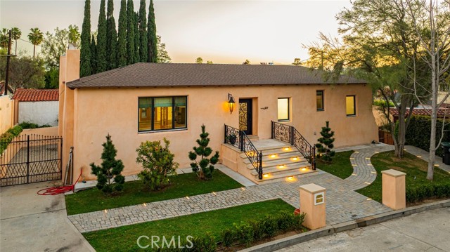 Front Image Thumbnail for CRBB26020372