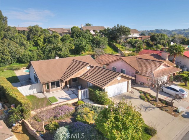 Front Image Thumbnail for CRTR26047372