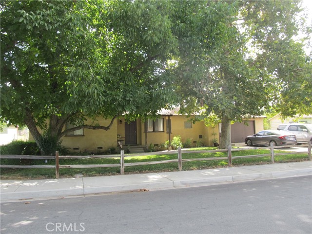 12381 13TH Street Yucaipa, California NICE 3 BEDROOM 1.5 BATH SINGLE STORY HOME WITH HARDWOOD FLOORING, FIREPLACE, CENTRAL AIR AND HEAT, INSIDE LAUNDRY, 1 CAR GARAGE AND A SEPERATE 2 CAR GARAGE W/ WORKSHOP AREA, PATIO, FENCED BACKYARD WITH LAWN AND SPRINKLERS. THE ROOF IS APPROX 2 YRS NEW AS PER SELLER. BACK OF SAID PROPERTY CURRENTLY HAS A MOBLE HOME ON THE PROPERTY AND WILL BE REMOVED BEFORE THE CLOSE OF ESCROW. AS PER CITY SAID PROPERTY IS READY FOR AN ADU W/ ALL UTILITIES IN PLACE, BUYERS TO VERIFY. FLAT LOT , LOTS OF PARKING, 2 WATER SHARES AND LOTS MORE.