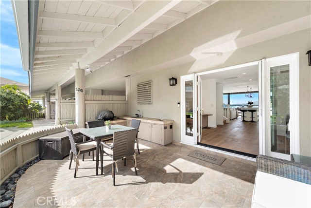 Detail Gallery Image 20 of 34 For 106 Blue Lagoon, Laguna Beach,  CA 92651 - 4 Beds | 3 Baths