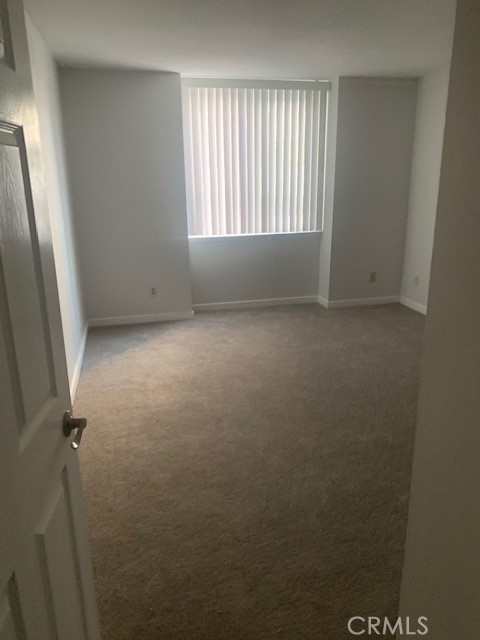 Detail Gallery Image 5 of 7 For 1247 Stoner #109,  Los Angeles,  CA 90025 - 3 Beds | 3 Baths