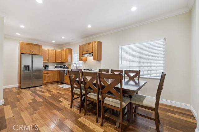 2104 Crenshaw Boulevard, Los Angeles CA: https://media.crmls.org/medias/a9b47a96-5c3c-4d10-b801-4583c399765b.jpg