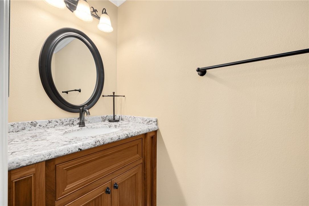 Detail Gallery Image 31 of 67 For 6429 E Lookout Ln, Anaheim,  CA 92807 - 4 Beds | 2/1 Baths