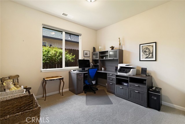 10 Harmony Park Circle, Chico CA: https://media.crmls.org/medias/a9b5455e-a03a-4701-b14a-7805627ffbc1.jpg