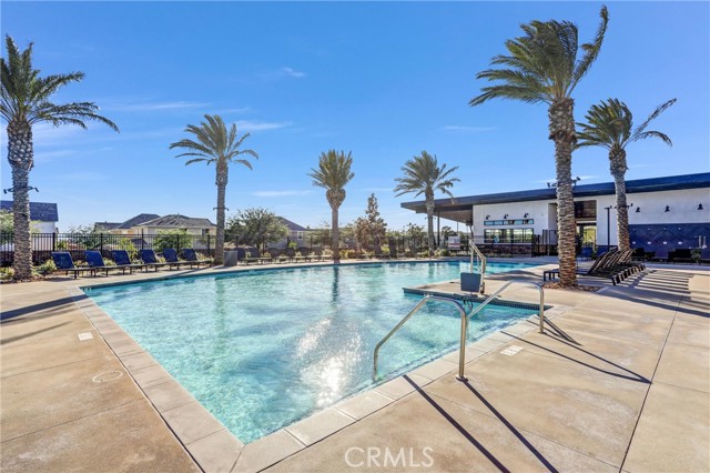 Detail Gallery Image 35 of 41 For 16681 Wyndham Ln #8,  Fontana,  CA 92336 - 3 Beds | 2/1 Baths