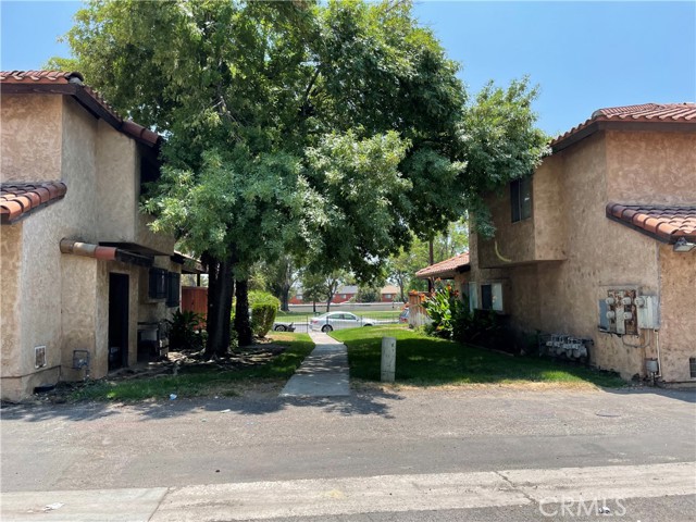 Image 2 for 16595 Upland Ave #F, Fontana, CA 92335