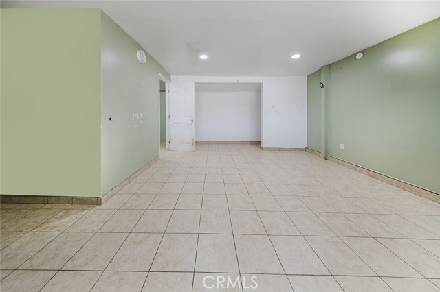 Detail Gallery Image 28 of 36 For 12557 Debell St, Pacoima,  CA 91331 - 4 Beds | 2 Baths