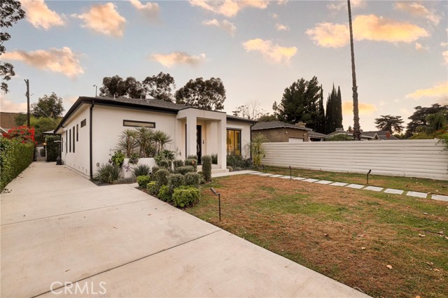 Detail Gallery Image 10 of 59 For 15122 Morrison St, Sherman Oaks,  CA 91403 - 4 Beds | 3/1 Baths