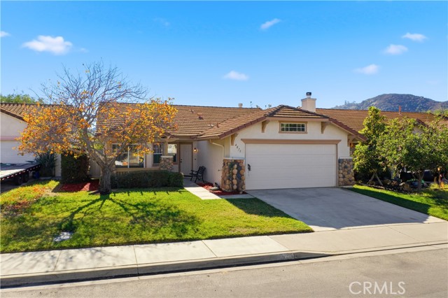 Detail Gallery Image 2 of 31 For 4875 Lake Shore, Fallbrook,  CA 92028 - 3 Beds | 2 Baths