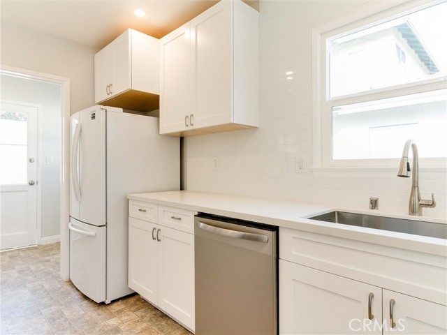 4429 Mcnab, Lakewood CA: https://media.crmls.org/medias/a9b7e660-5381-49e6-94f6-07b027715ab5.jpg