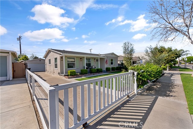 Detail Gallery Image 34 of 59 For 130 -132 S Lime St, Orange,  CA 92868 - 6 Beds | 3 Baths