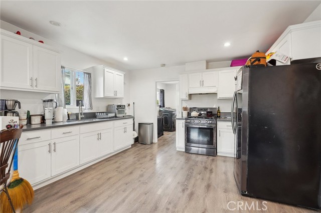 Detail Gallery Image 8 of 36 For 3322 W 66th St, Los Angeles,  CA 90043 - – Beds | – Baths