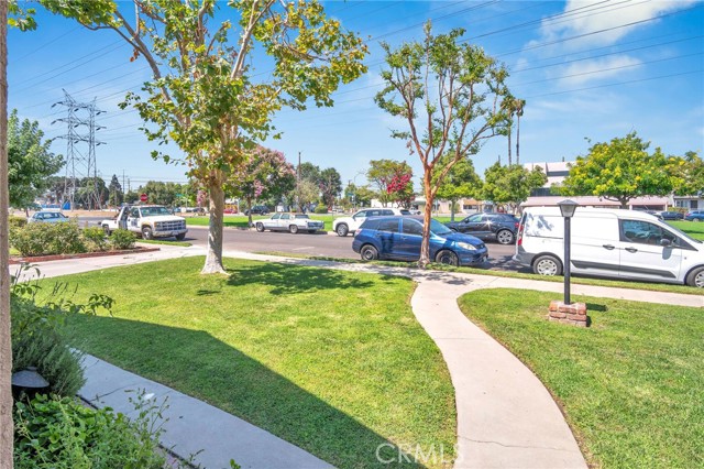 Detail Gallery Image 40 of 42 For 1343 N Whitnall Hwy, Burbank,  CA 91505 - 3 Beds | 2 Baths