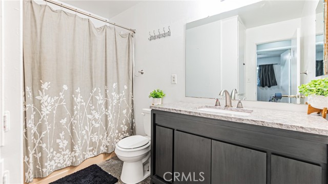 931 N Eucalyptus Avenue, Rialto CA: https://media.crmls.org/medias/a9b93d64-d668-4ddb-9148-e84a55f5b3e0.jpg