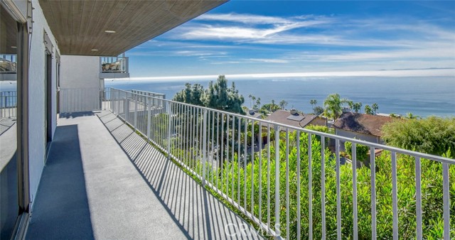 Detail Gallery Image 23 of 25 For 751 Bolsana, Laguna Beach,  CA 92651 - 4 Beds | 3/1 Baths