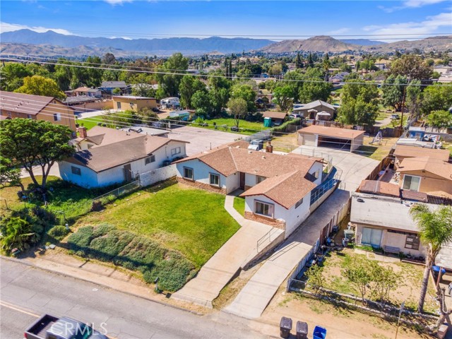 Detail Gallery Image 8 of 47 For 5382 Crest, Riverside,  CA 92503 - 4 Beds | 1/1 Baths