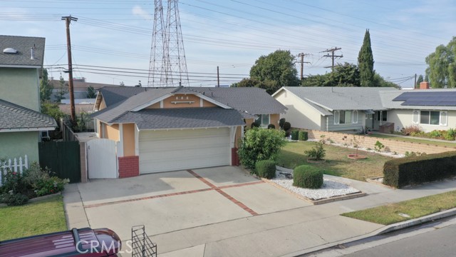 Detail Gallery Image 5 of 63 For 15261 Cascade Ln, Huntington Beach,  CA 92647 - 3 Beds | 2 Baths