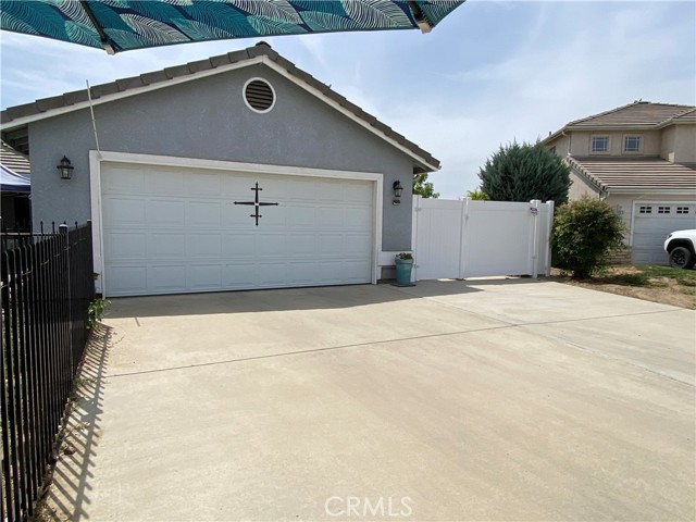Detail Gallery Image 1 of 1 For 2689 W Porter Creek, Porterville,  CA 93257 - 3 Beds | 1 Baths