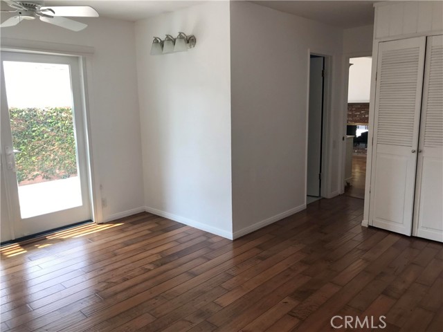 120 Diamond Avenue, Newport Beach CA: https://media.crmls.org/medias/a9bb11d5-641c-4104-9cac-879e4534a661.jpg