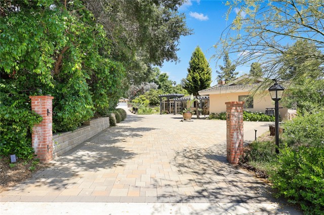 Detail Gallery Image 34 of 51 For 152 Spinks Canyon Rd, Bradbury,  CA 91008 - 4 Beds | 2 Baths