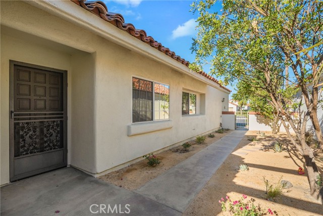 Detail Gallery Image 4 of 51 For 43791 Calle Las Brisas, Palm Desert,  CA 92211 - 2 Beds | 2/1 Baths