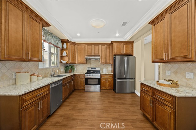 518 W Bencamp Street, San Gabriel CA: https://media.crmls.org/medias/a9bbcf8c-a5ba-4ef7-ac13-d227c618aeba.jpg