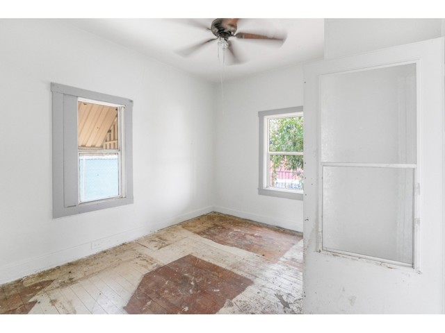 Detail Gallery Image 5 of 16 For 505 Pallesi St, Barstow,  CA 92311 - 4 Beds | 2 Baths