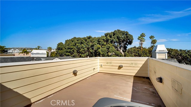 Detail Gallery Image 26 of 30 For 431 Iris Ave, Corona Del Mar,  CA 92625 - 3 Beds | 3 Baths