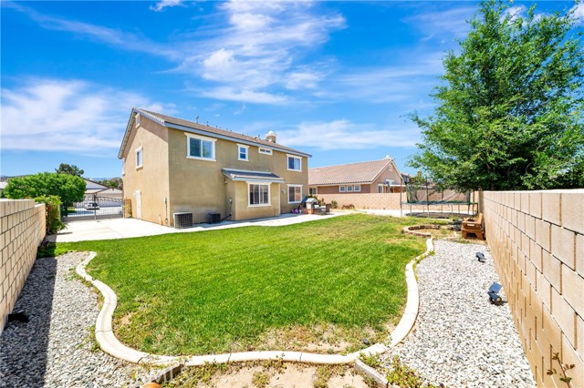 Detail Gallery Image 47 of 56 For 1791 Hideaway Pl, Palmdale,  CA 93551 - 3 Beds | 3 Baths