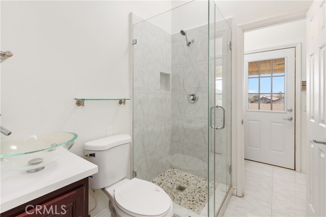 Detail Gallery Image 17 of 34 For 30071 White Wake Dr, Canyon Lake,  CA 92587 - 4 Beds | 3 Baths