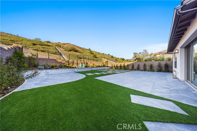 Detail Gallery Image 30 of 36 For 130 Mezza Luna, Irvine,  CA 92602 - 4 Beds | 3 Baths