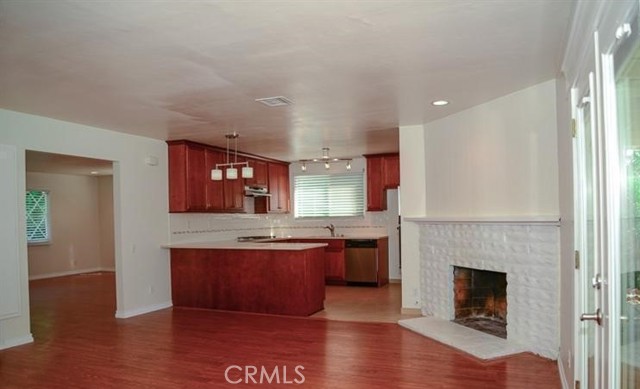 23376 Hartland Street, West Hills CA: https://media.crmls.org/medias/a9bf096f-4d89-40f0-9e57-7e7437e00e6e.jpg