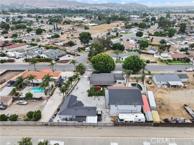 8963 Bold Ruler Lane, Jurupa Valley CA: https://media.crmls.org/medias/a9bfba2d-1cfd-46e0-9b59-625d574e1517.jpg