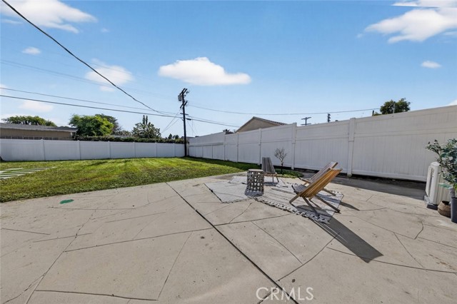 Detail Gallery Image 35 of 44 For 6820 Jellico Ave, Lake Balboa,  CA 91406 - 3 Beds | 2 Baths