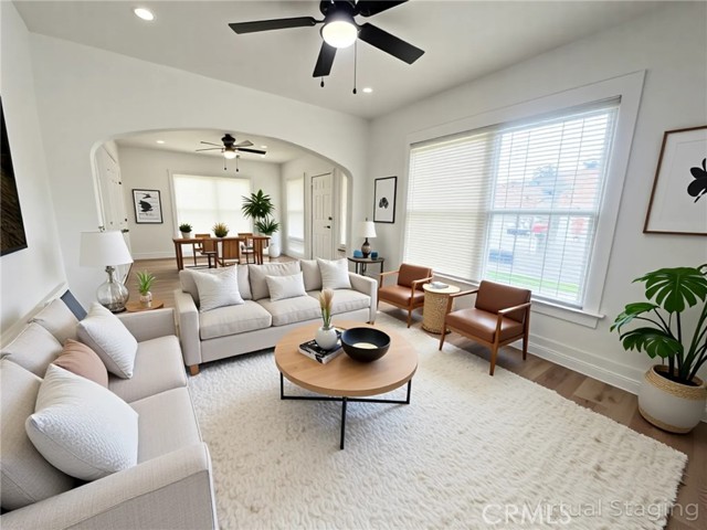 2217 10th Avenue, Los Angeles CA: https://media.crmls.org/medias/a9c0321b-3e52-4b67-b9e0-c7fde761f8e6.jpg