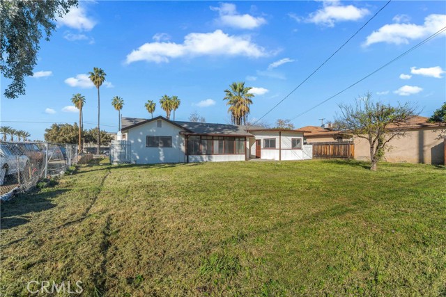 Detail Gallery Image 14 of 18 For 1113 E Acacia Ave, Hemet,  CA 92543 - 2 Beds | 1 Baths