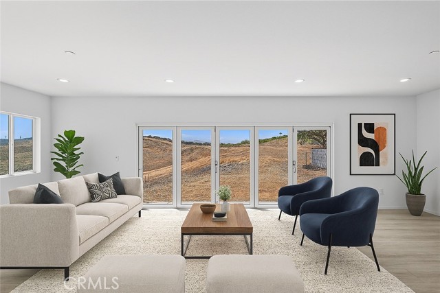 13105 Via Tuscany, Riverside CA: https://media.crmls.org/medias/a9c12d50-7853-44a0-82c8-8b9e90e64571.jpg