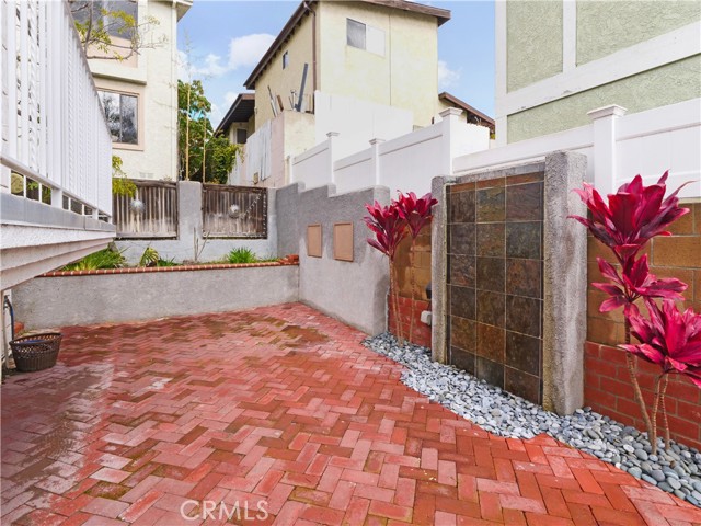 1931 Ruhland Avenue, Redondo Beach, California 90278, 6 Bedrooms Bedrooms, ,4 BathroomsBathrooms,Residential,Sold,Ruhland,SB23015853