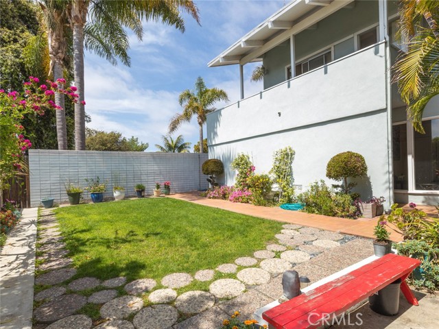 712 Yarmouth Road, Palos Verdes Estates, California 90274, 3 Bedrooms Bedrooms, ,2 BathroomsBathrooms,Residential,Sold,Yarmouth,SB21096002